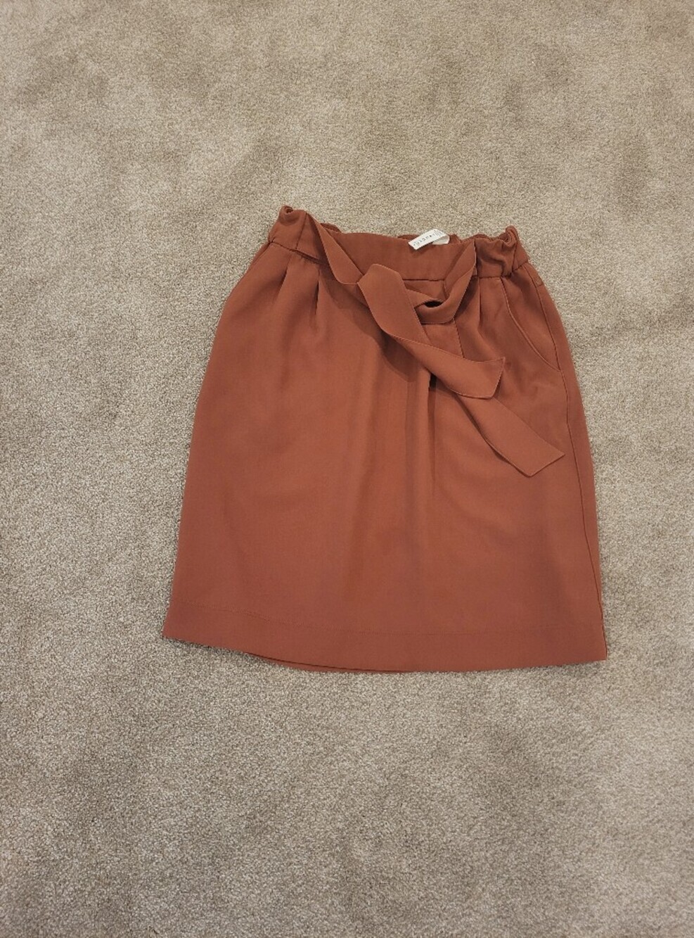 Lululemon Womens Tie-Waist Pencil Skirt in Rust Color Size 6 - Picture 3 of 6